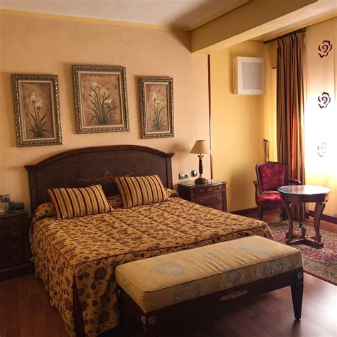 cheap hotels in burgos